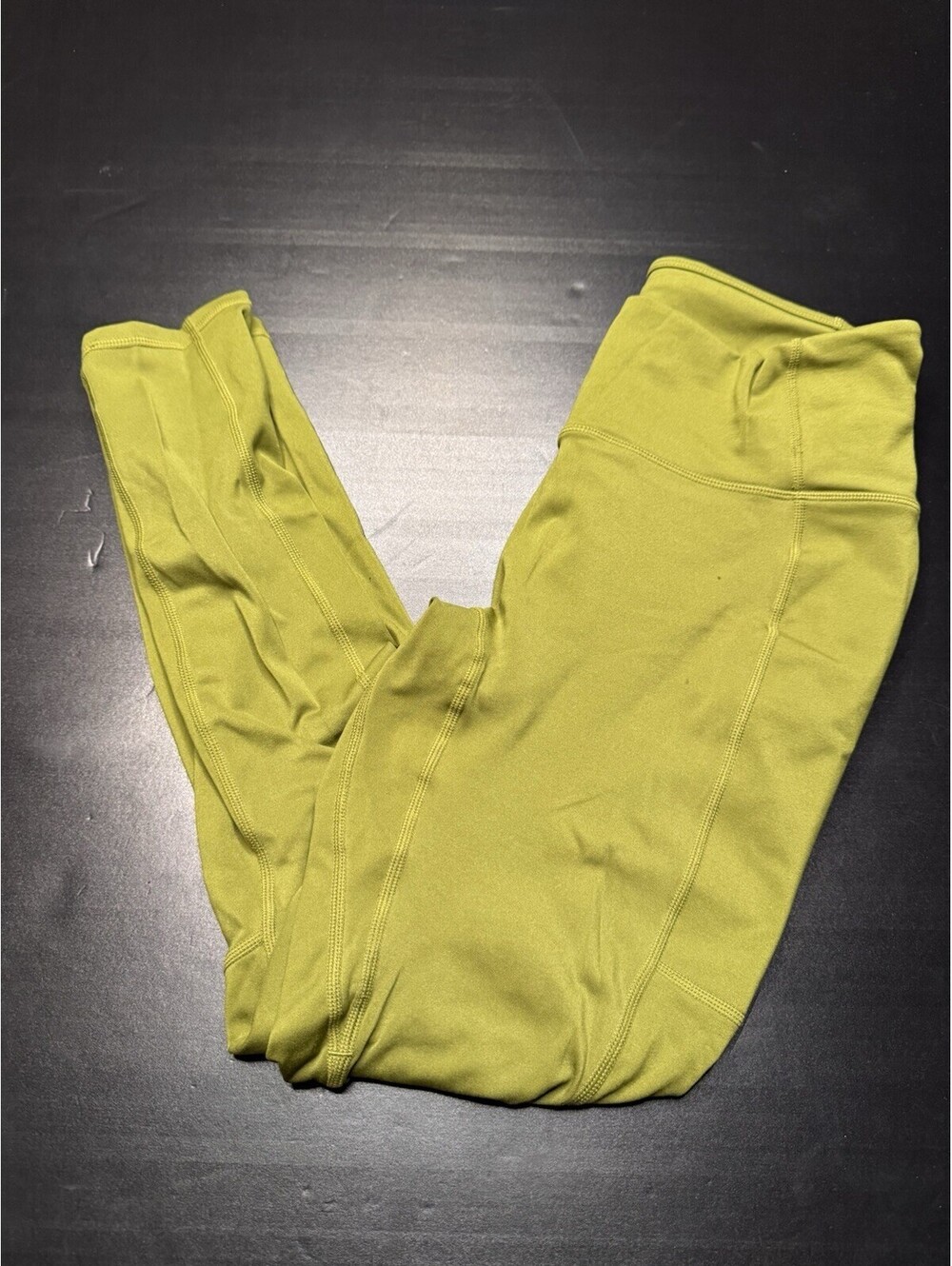 Fabletics Trinity Motion365 High Waisted Utility Legging Thyme Green sz Med